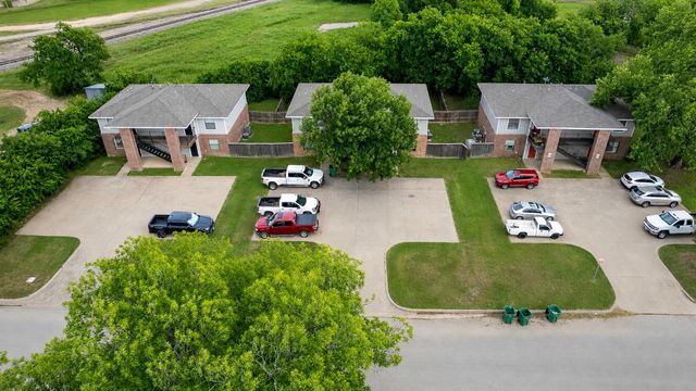 852 W Vanderbilt, Stephenville, TX 76401