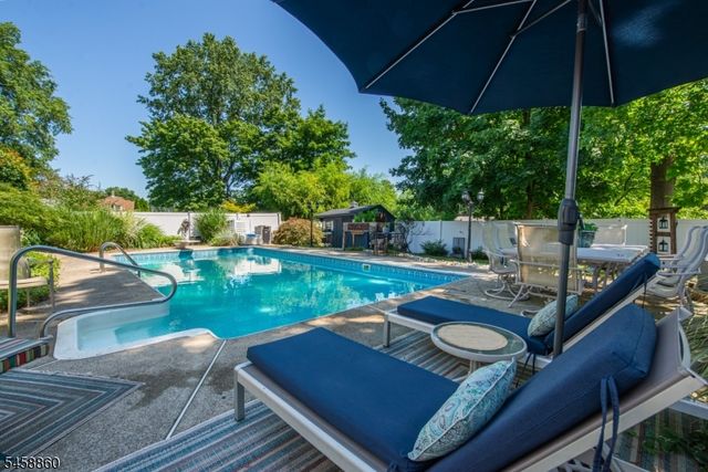 94 3rd Ave, Little Falls Twp., NJ 07424