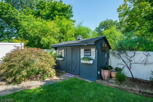 94 3rd Ave, Little Falls Twp., NJ 07424