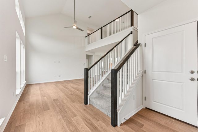 319 Dogvane CIR, Kyle, TX 78640