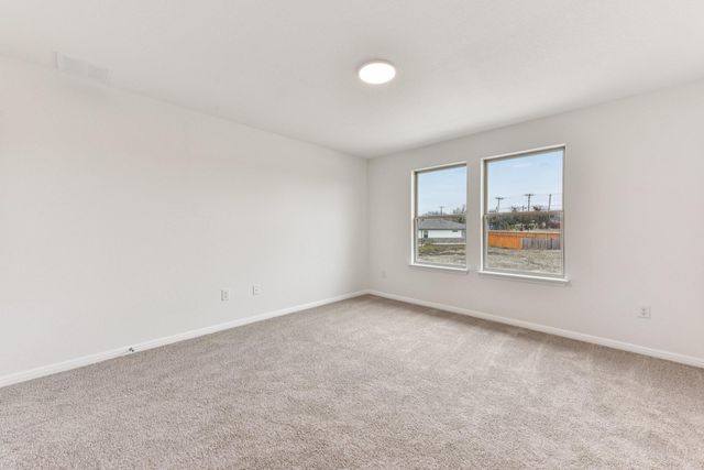 319 Dogvane CIR, Kyle, TX 78640