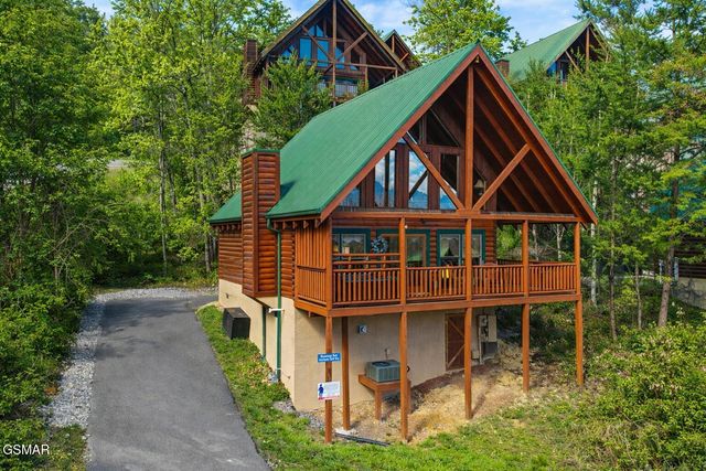 4503 Rocky Bluff Way, Pigeon Forge, TN 37863