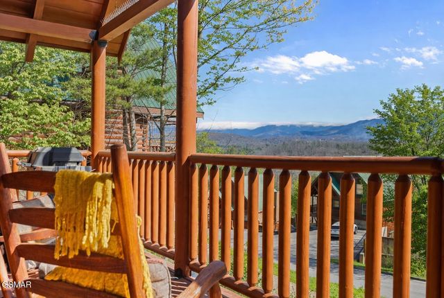 4503 Rocky Bluff Way, Pigeon Forge, TN 37863