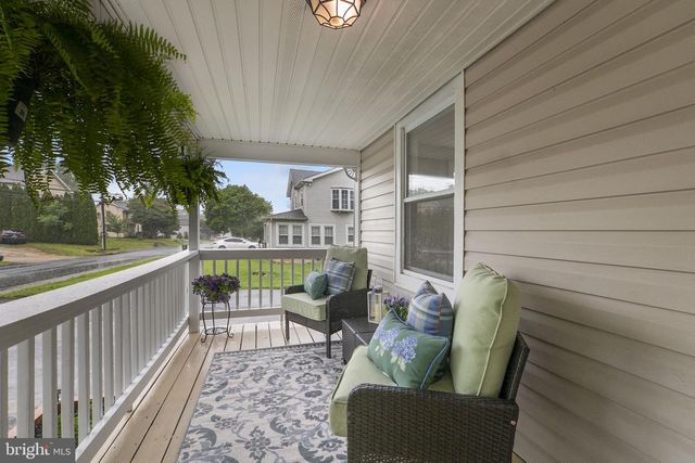 33 BOND AVE, Reisterstown, MD 21136