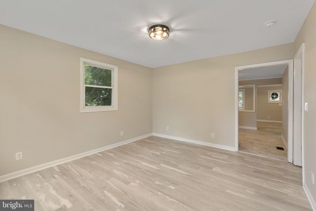 33 BOND AVE, Reisterstown, MD 21136
