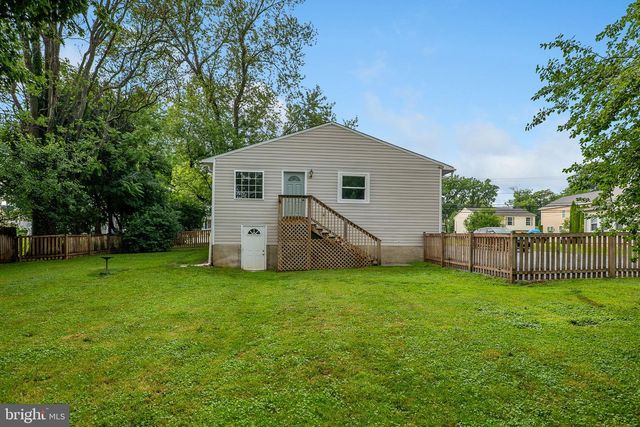 33 BOND AVE, Reisterstown, MD 21136
