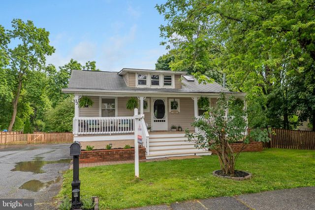 33 BOND AVE, Reisterstown, MD 21136