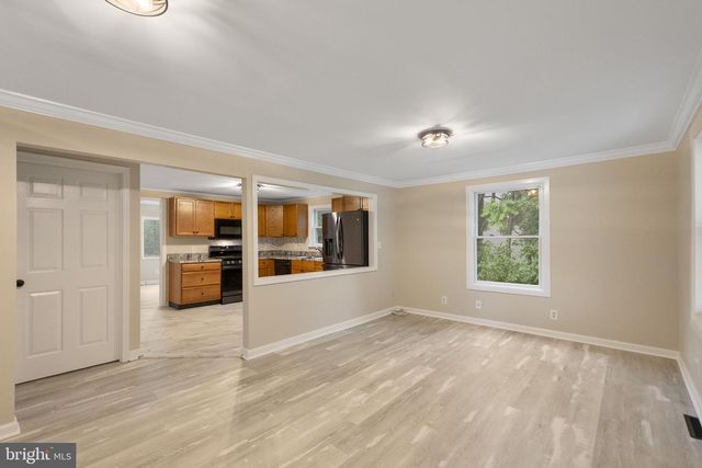 33 BOND AVE, Reisterstown, MD 21136