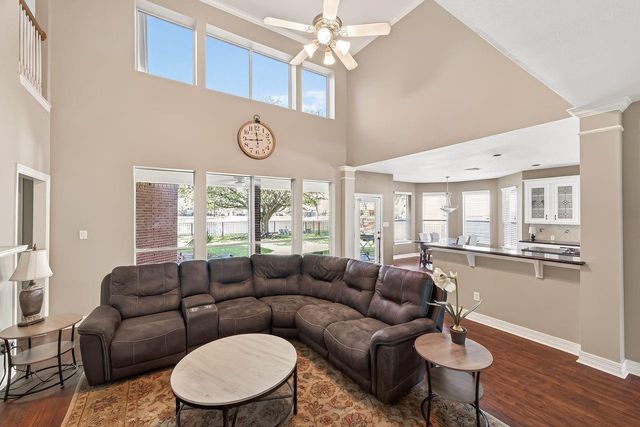 12711 Wildwood Bend Lane, Cypress, TX 77433