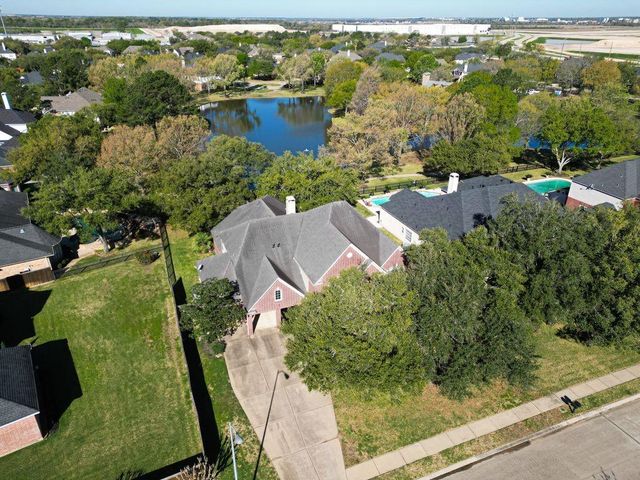 12711 Wildwood Bend Lane, Cypress, TX 77433