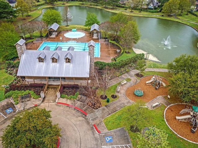 12711 Wildwood Bend Lane, Cypress, TX 77433