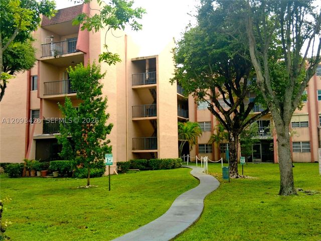 13715 Kendale Lakes Cir A-107, Miami, FL 33183