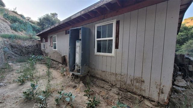 12047 Kagel Canyon Road, Sylmar, CA 91342