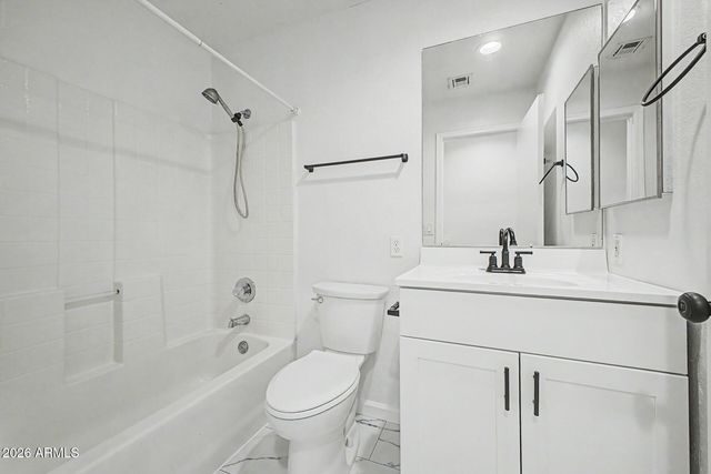 10715 W GLENROSA Avenue, Phoenix, AZ 85037