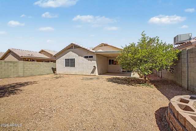 10715 W GLENROSA Avenue, Phoenix, AZ 85037