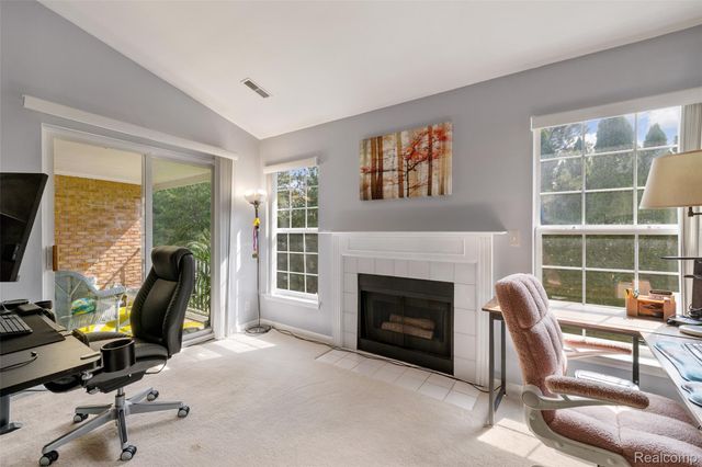 56472 Chesapeake Trail 71, Shelby Charter Township, MI 48316