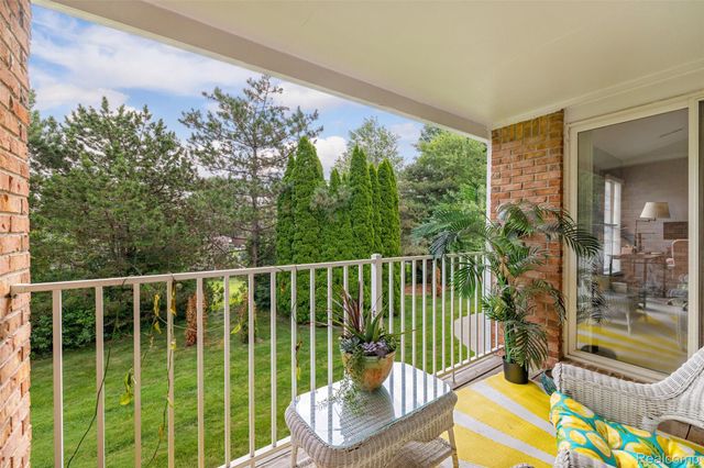 56472 Chesapeake Trail 71, Shelby Charter Township, MI 48316