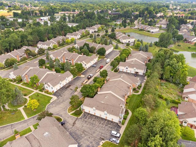 56472 Chesapeake Trail 71, Shelby Charter Township, MI 48316