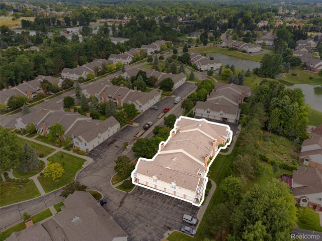 56472 Chesapeake Trail 71, Shelby Charter Township, MI 48316