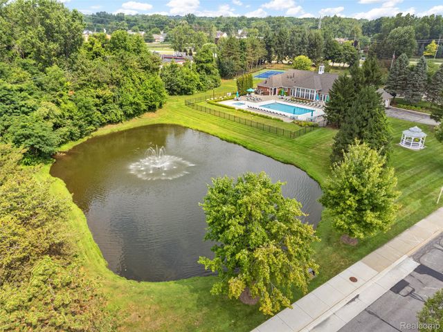 56472 Chesapeake Trail 71, Shelby Charter Township, MI 48316