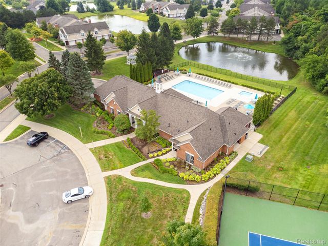 56472 Chesapeake Trail 71, Shelby Charter Township, MI 48316