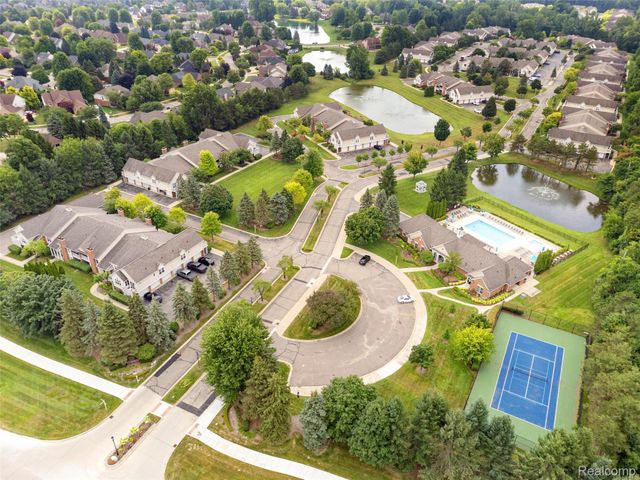 56472 Chesapeake Trail 71, Shelby Charter Township, MI 48316
