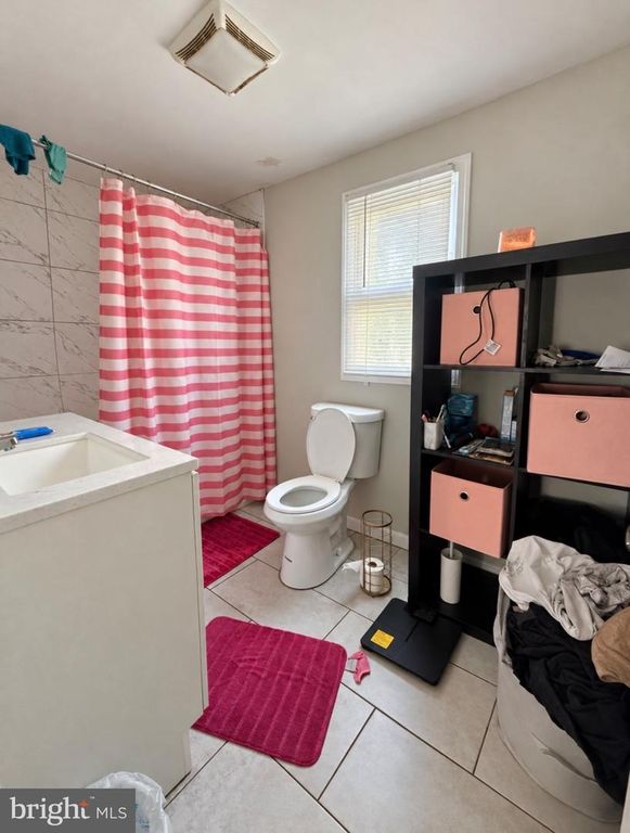 806 MARKET ST, MARCUS HOOK, PA 19061 — photo 4