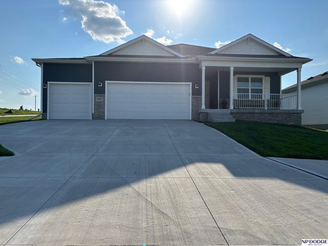 5402 N 187th Street, Elkhorn, NE 68022