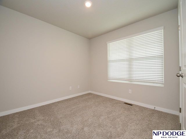 5402 N 187th Street, Elkhorn, NE 68022