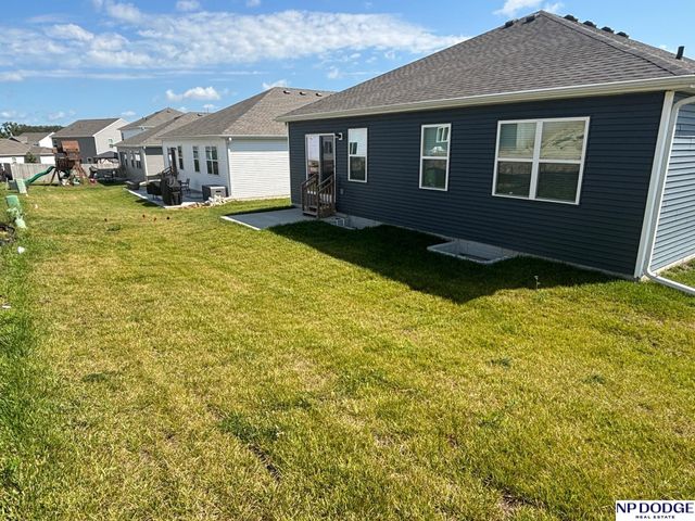 5402 N 187th Street, Elkhorn, NE 68022