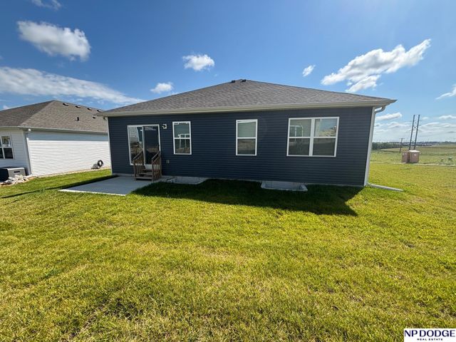 5402 N 187th Street, Elkhorn, NE 68022