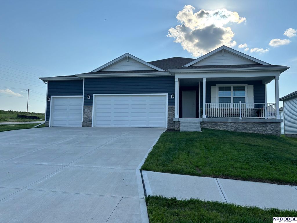 5402 N 187th Street, Elkhorn, NE 68022