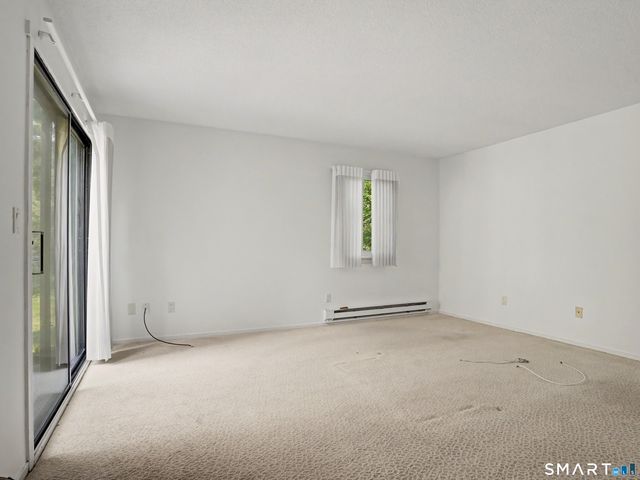 626 Heritage Village B, Southbury, CT 06488