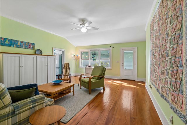 317 Sumter Avenue, Summerville, SC 29483