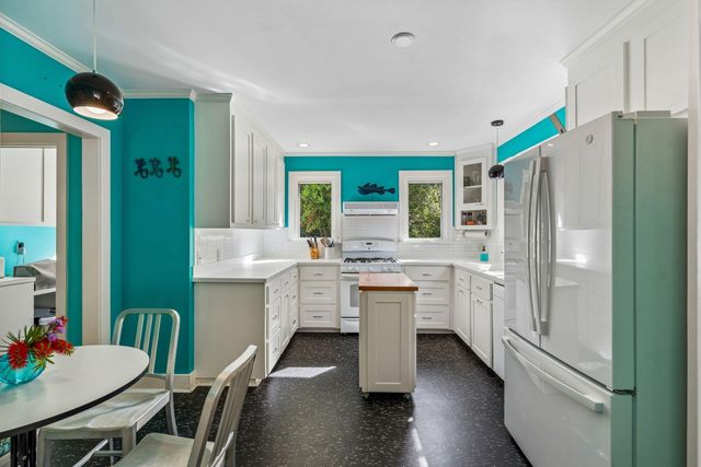 317 Sumter Avenue, Summerville, SC 29483