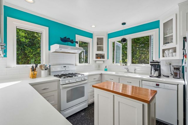 317 Sumter Avenue, Summerville, SC 29483