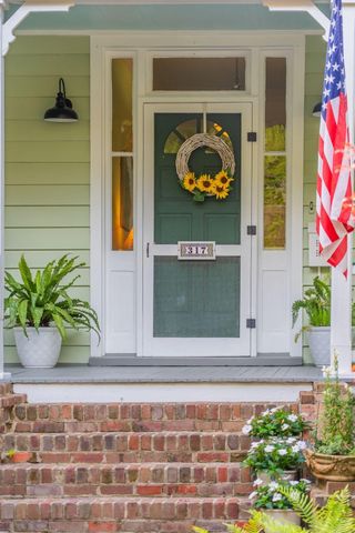 317 Sumter Avenue, Summerville, SC 29483