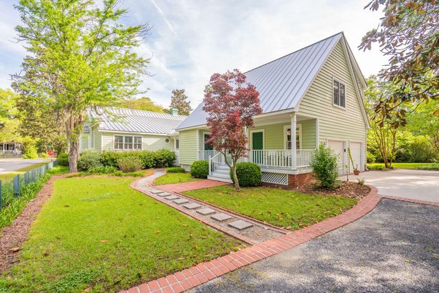 317 Sumter Avenue, Summerville, SC 29483