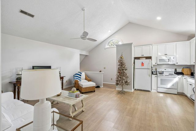 317 Sumter Avenue, Summerville, SC 29483