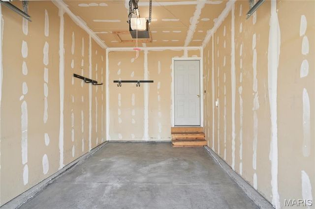 1831 Basston Drive, Maryland Heights, MO 63146