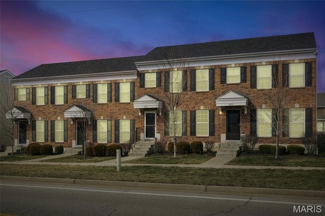 1831 Basston Drive, Maryland Heights, MO 63146