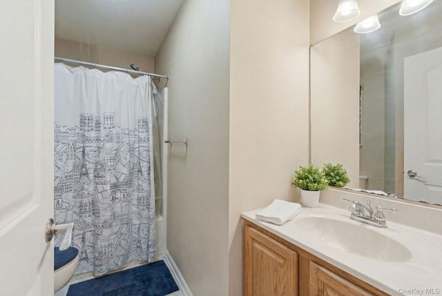 60 Wenliss Terrace, Wappingers Falls, NY 12590