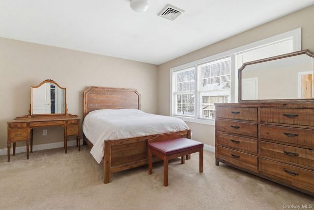 60 Wenliss Terrace, Wappingers Falls, NY 12590