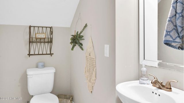 3070 Fernleaf Drive, Greenville, NC 27858