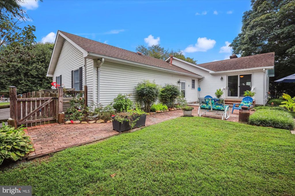 110 W OAK AVE, Easton, MD 21601