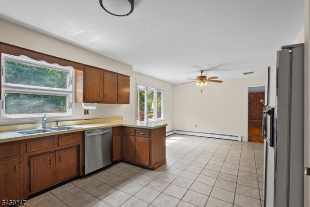 47 E Cheryl Rd, Montville Twp., NJ 07058