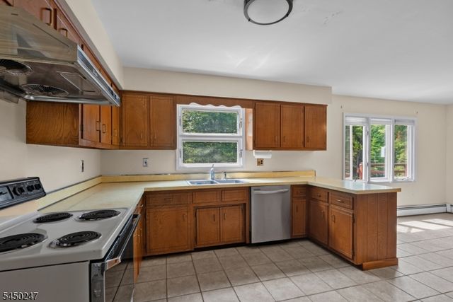 47 E Cheryl Rd, Montville Twp., NJ 07058