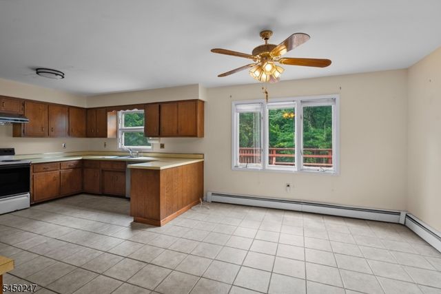 47 E Cheryl Rd, Montville Twp., NJ 07058