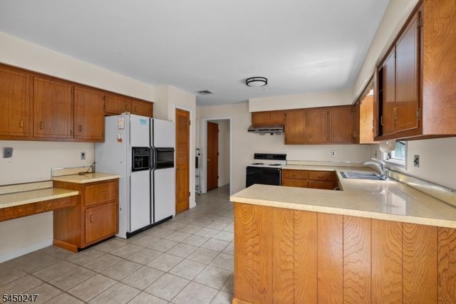 47 E Cheryl Rd, Montville Twp., NJ 07058