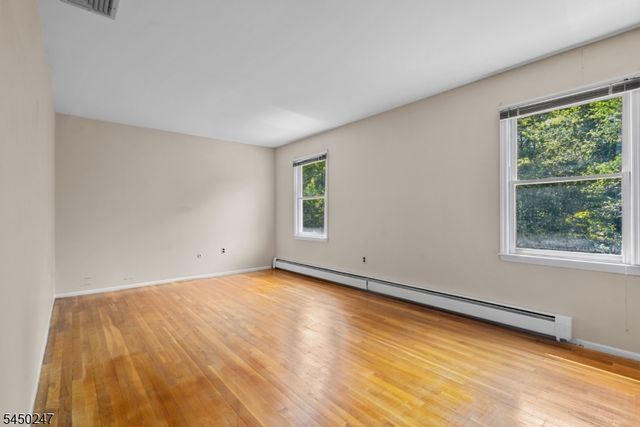 47 E Cheryl Rd, Montville Twp., NJ 07058
